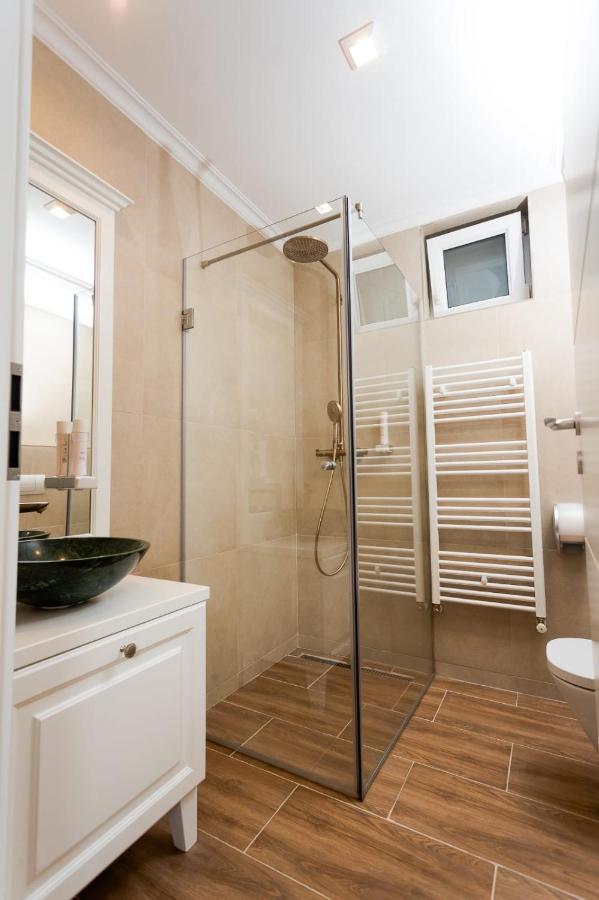 Apartament Carolyne Bistrita  Exterior photo